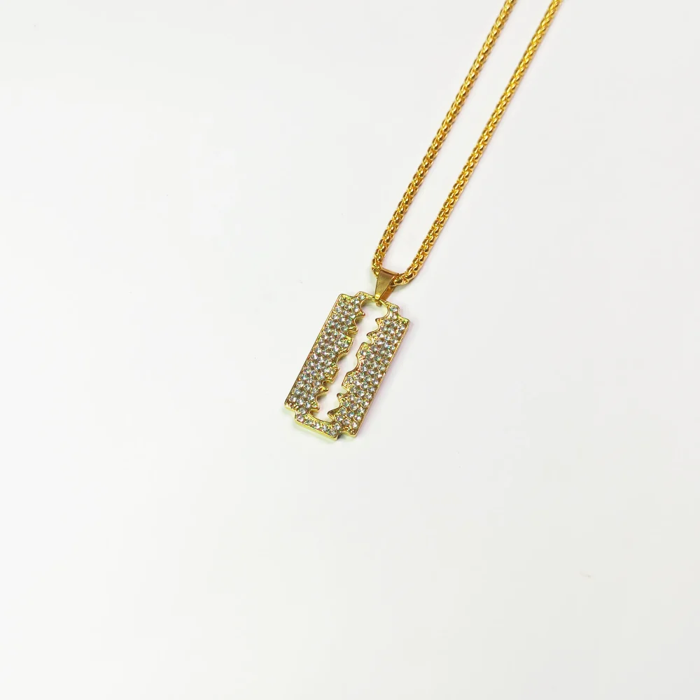 Necklace With Iced Out Blade Pendant_PUSHOPPER